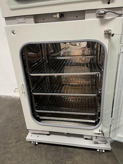 Used Nuaire NU-8700 Autoflow IR Water-Jacketed CO2 Dual Stacked Incubator