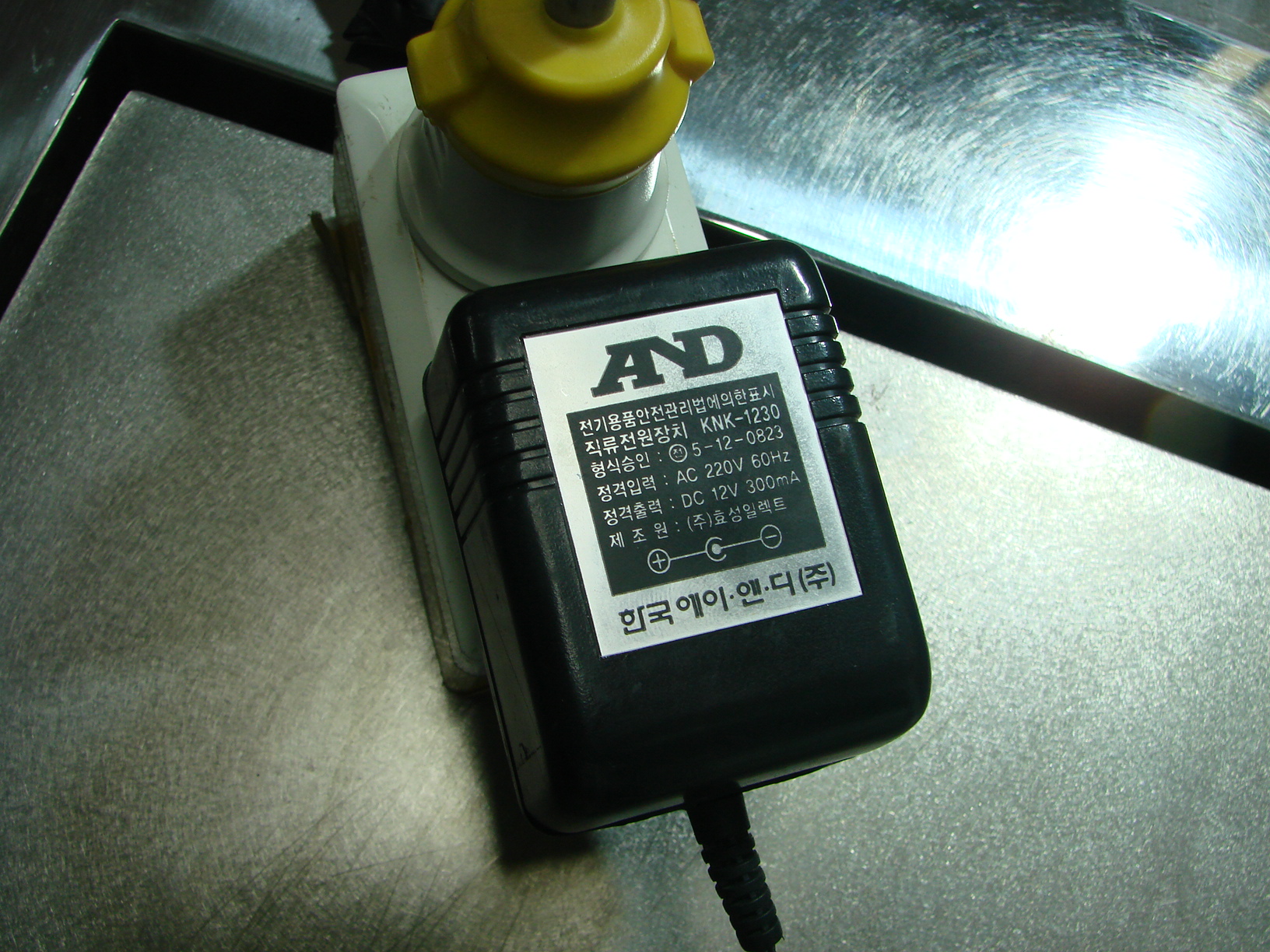 Used A&D GR-202 Semi-Micro Analytical Balances