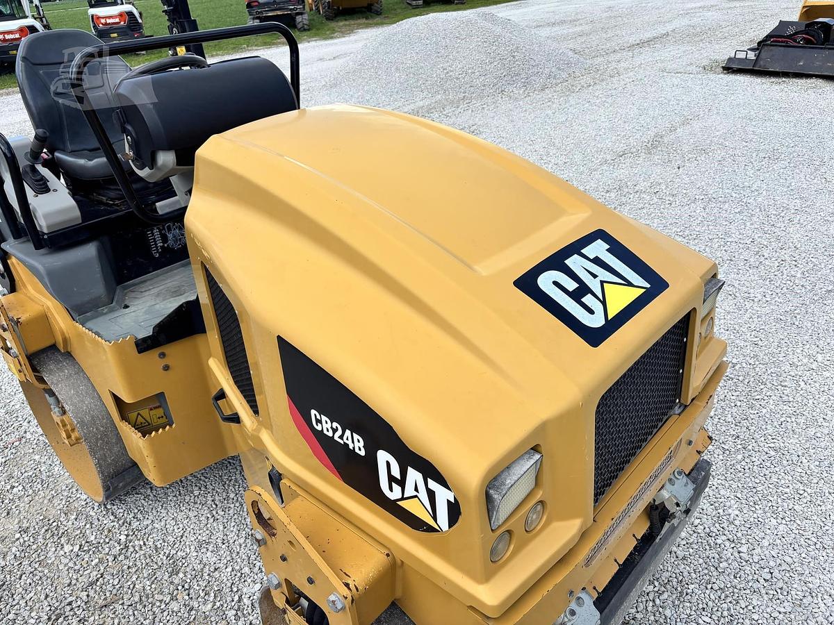 Used 2019 CATERPILLAR CB24B