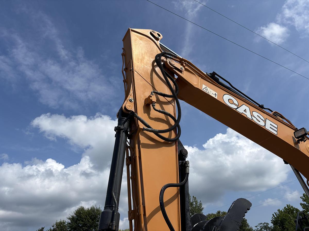 Used Case 145D SR Excavator
