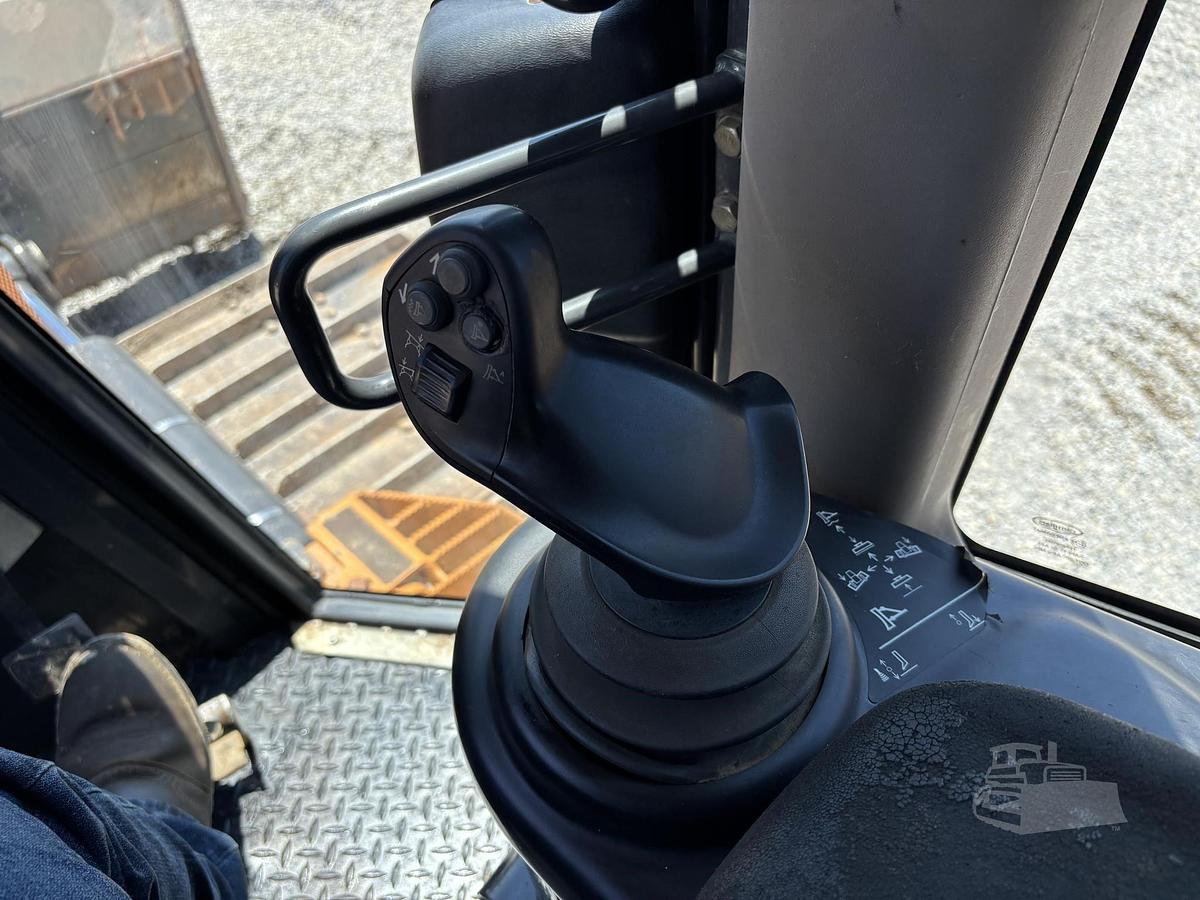 Used 2015 CASE 1150M WT