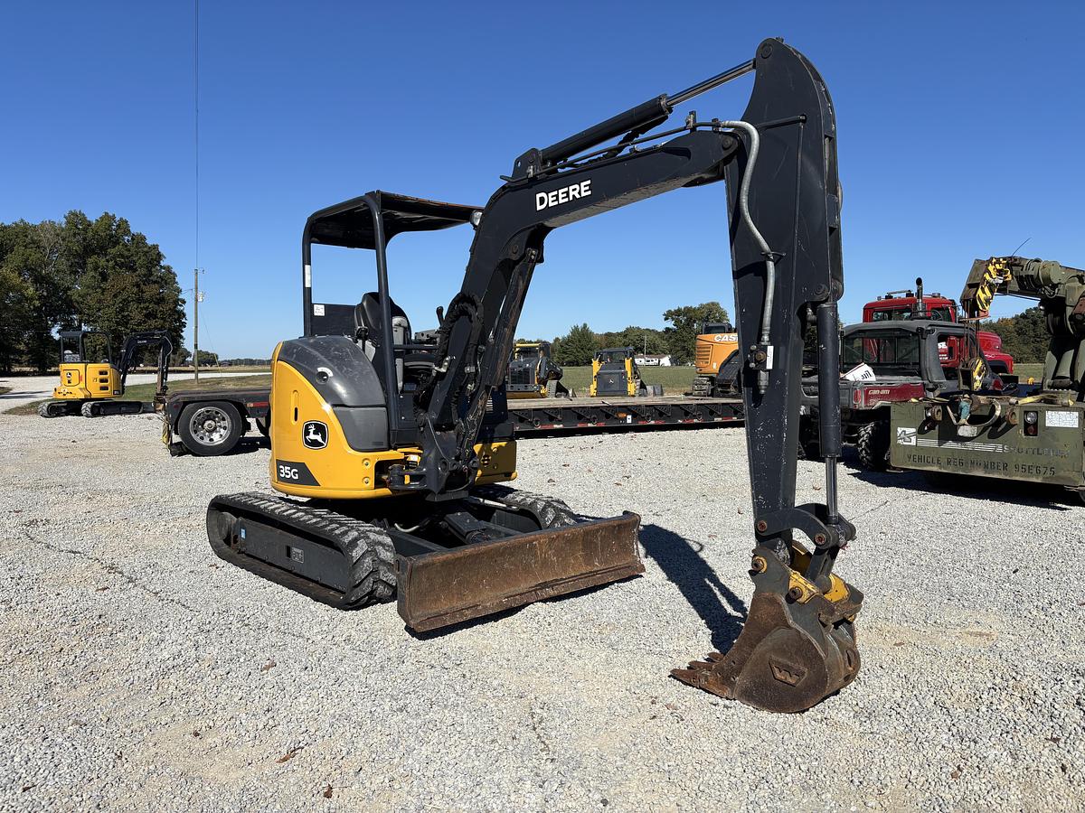 Used 2021 John Deere 35G