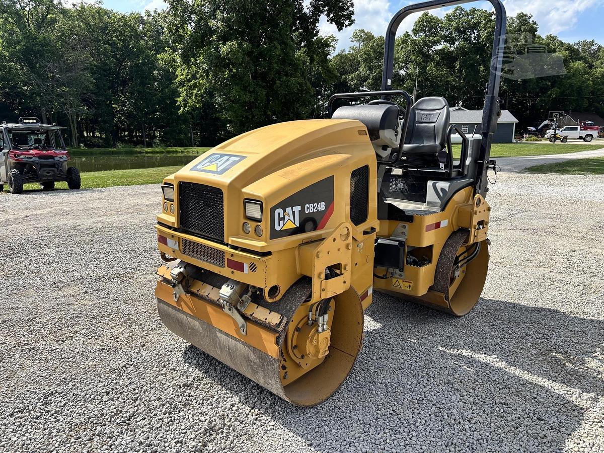 Used 2018 CATERPILLAR CB24B