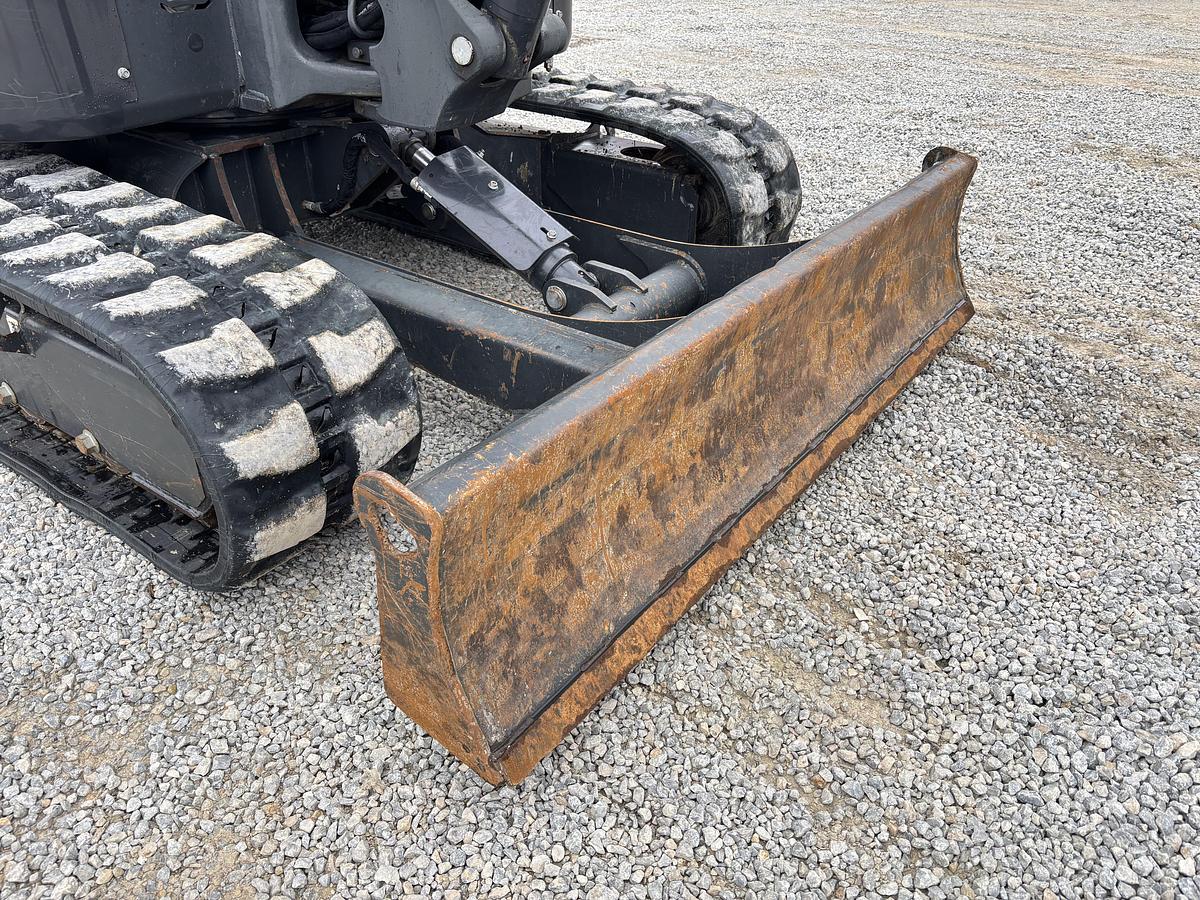 Used 2022 BOBCAT E60r2