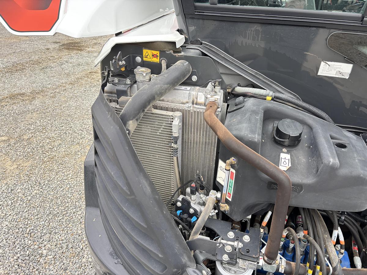 Used 2022 BOBCAT E60r2