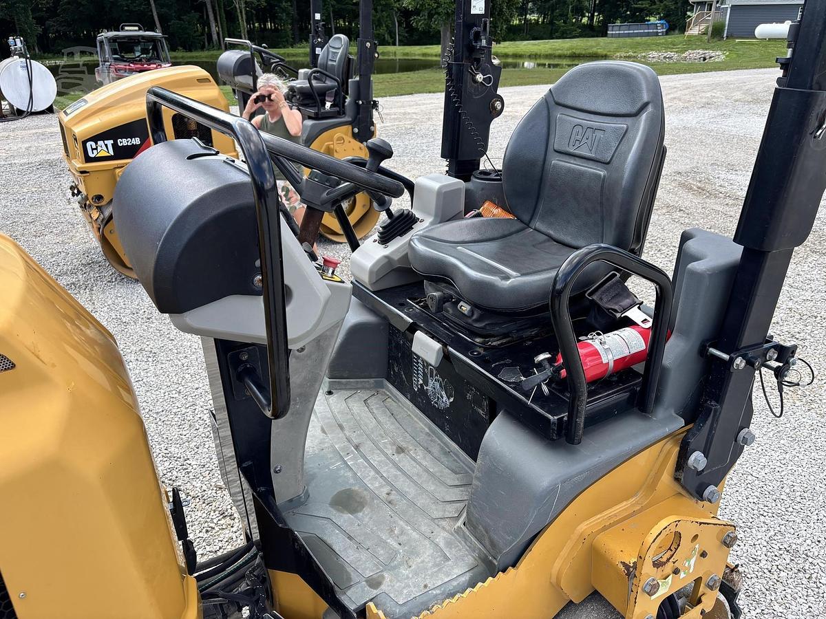 Used 2019 CATERPILLAR CB24B