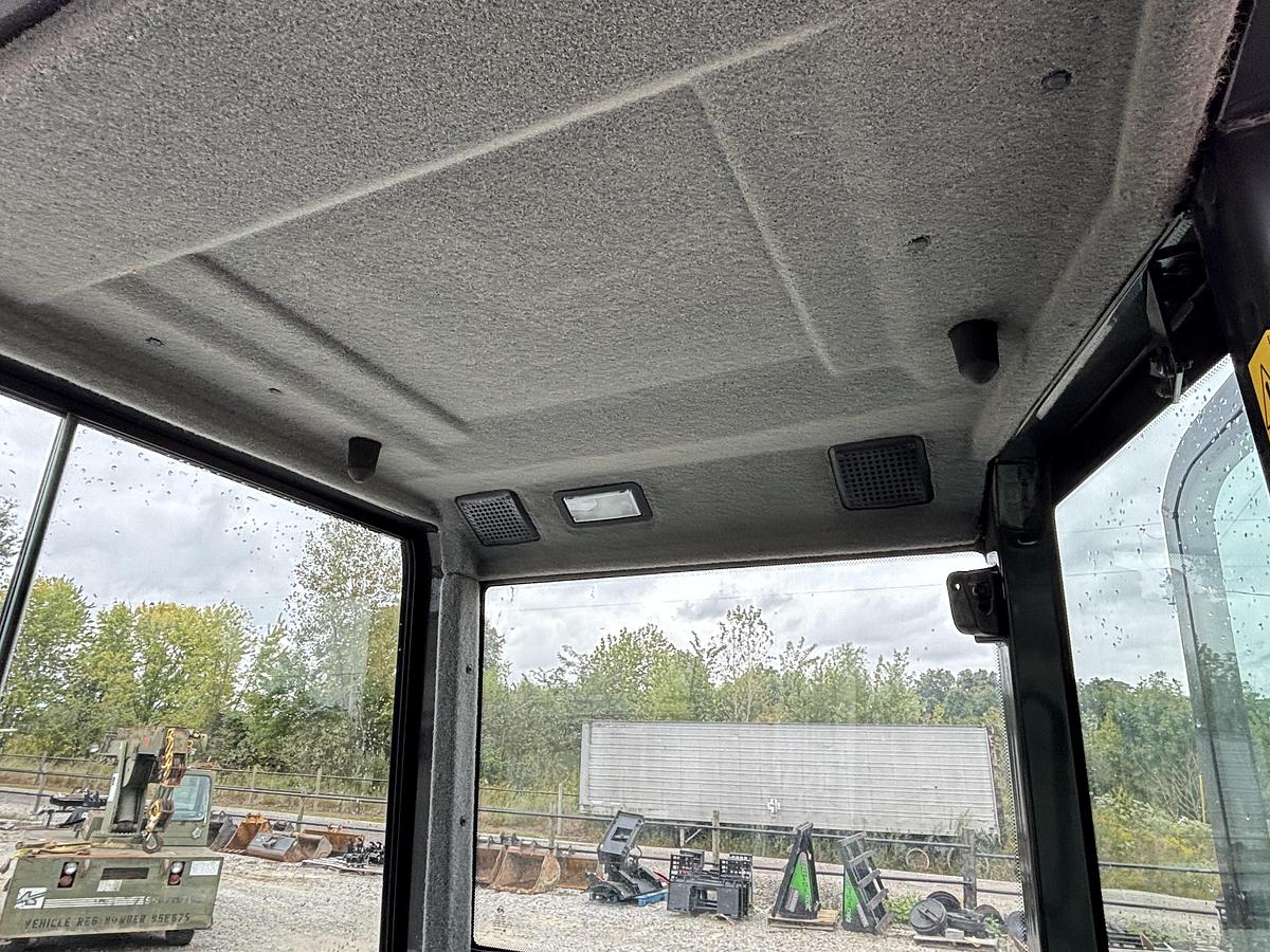 Used 2022 BOBCAT E60r2