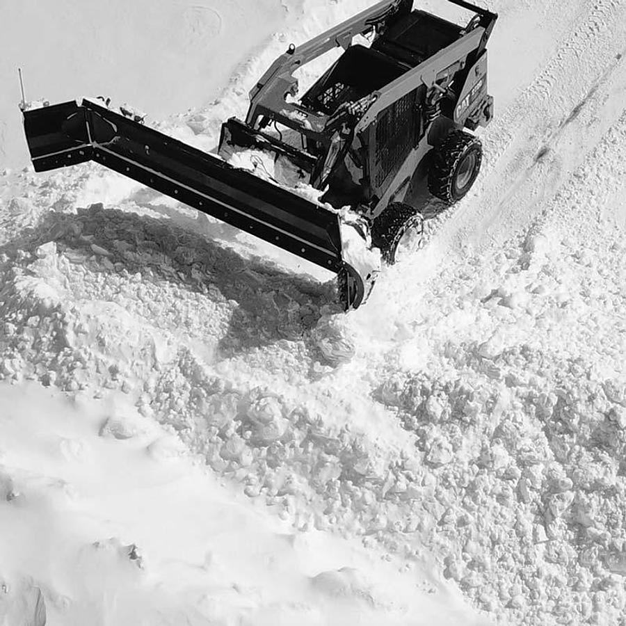 JENKINS IRON & STEEL 72" SNOW BLADE W/ 24" WINGS