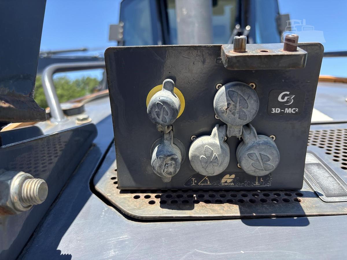 Used 2015 CASE 1150M WT