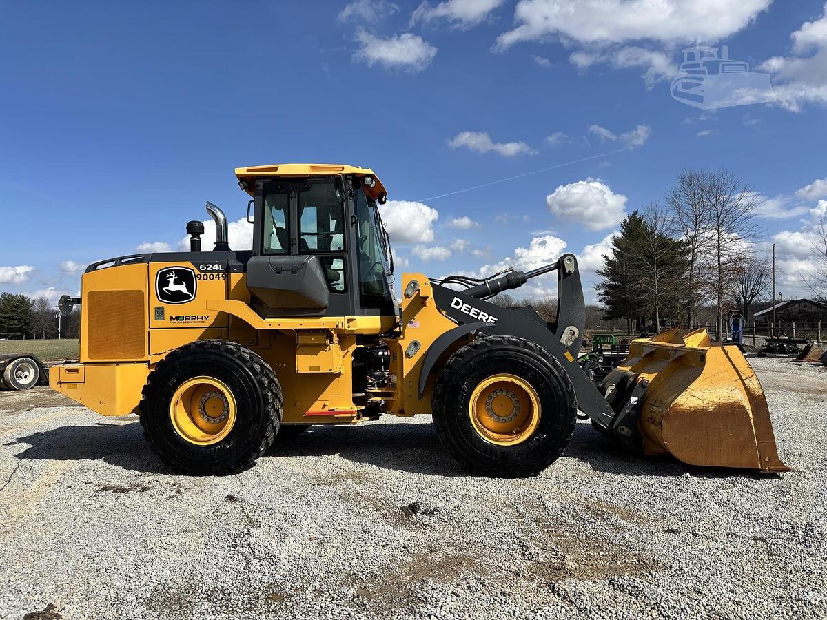 Used 2020 DEERE 624L