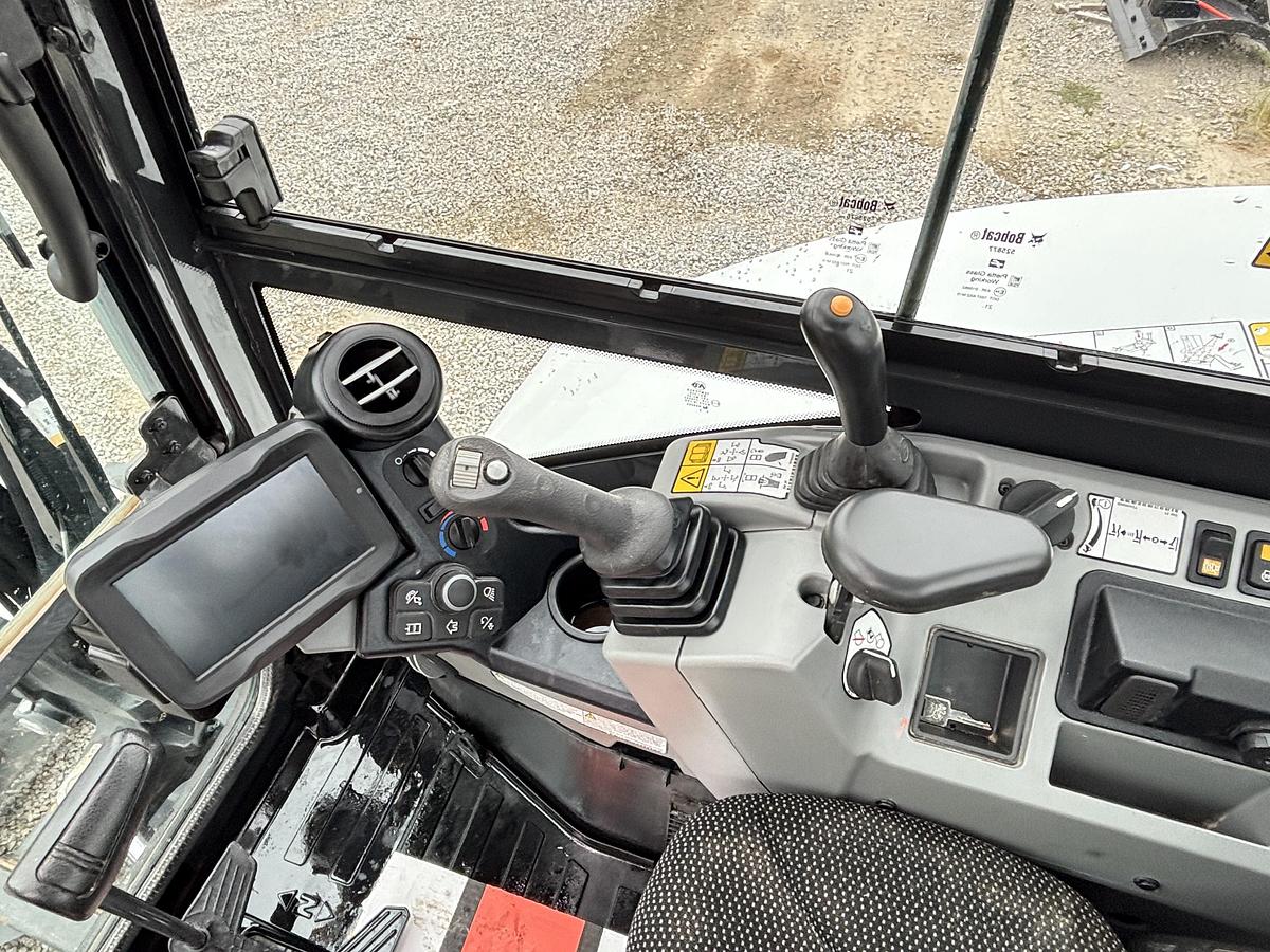 Used 2022 BOBCAT E60r2