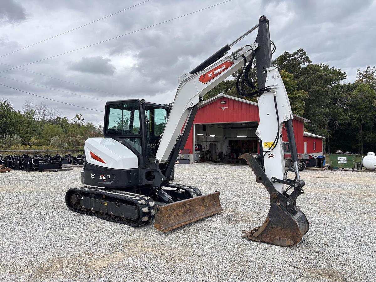 Used 2022 BOBCAT E60r2