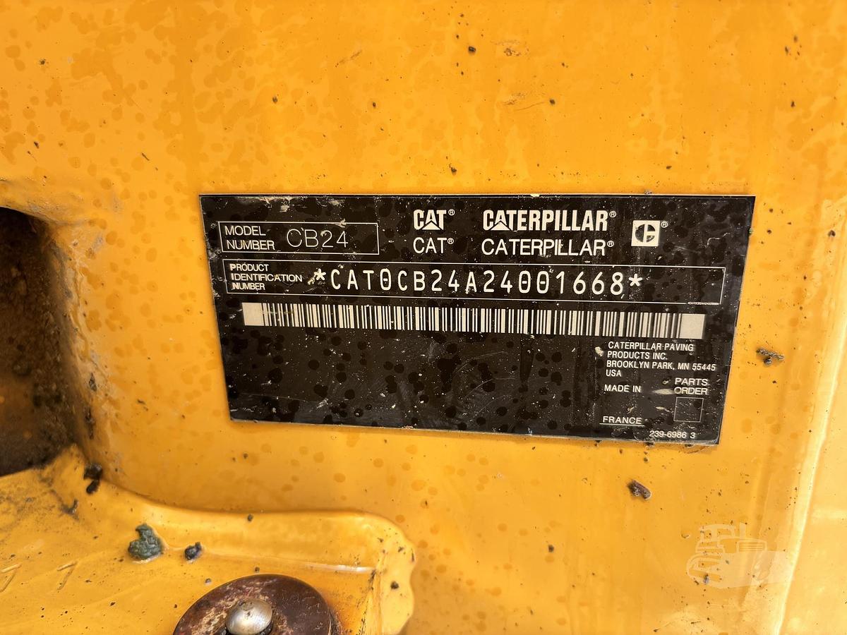 Used 2011 CATERPILLAR CB24