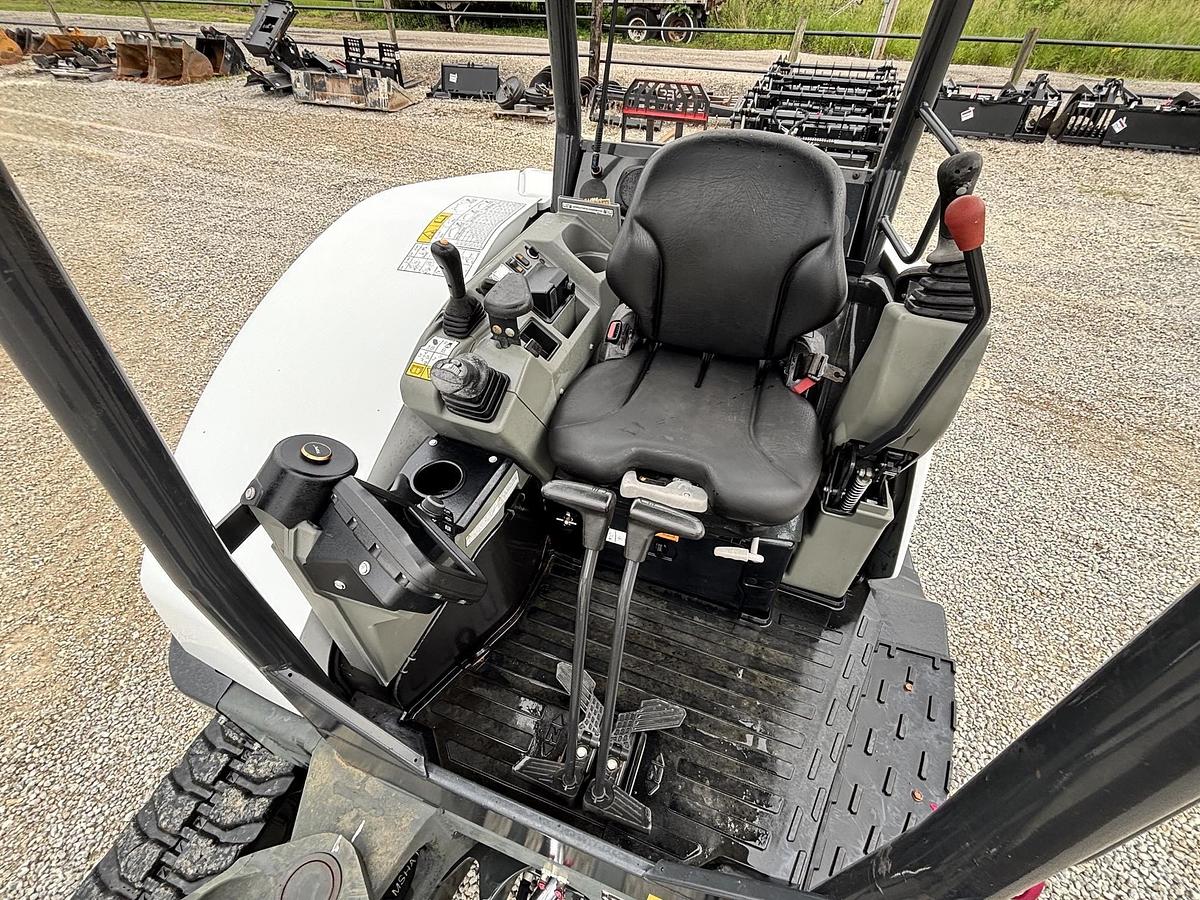 2022 BOBCAT E42R2