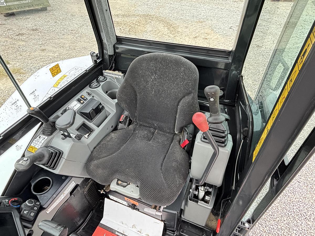 Used 2022 BOBCAT E60r2