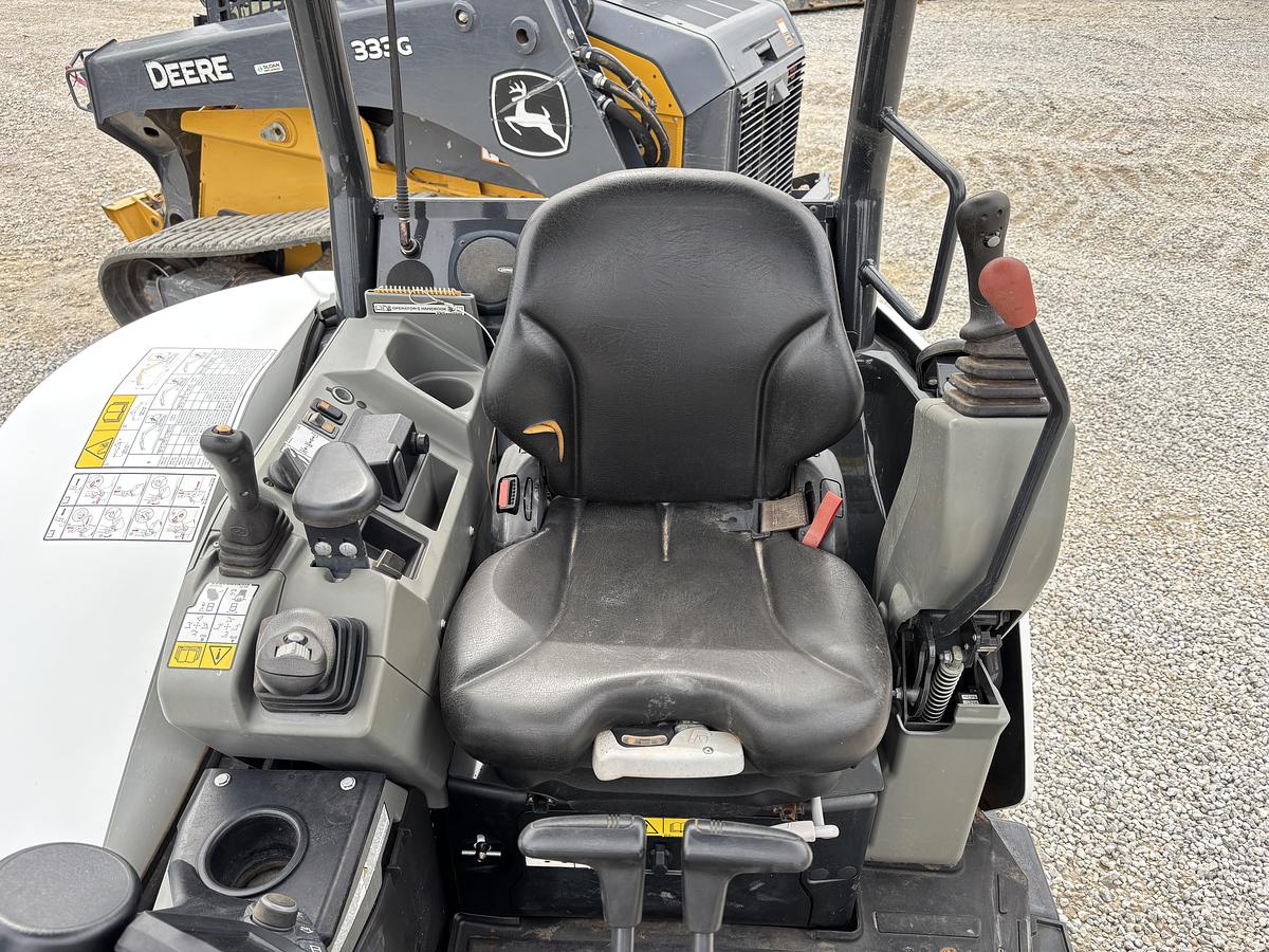 Used 2023 BOBCAT E32r2
