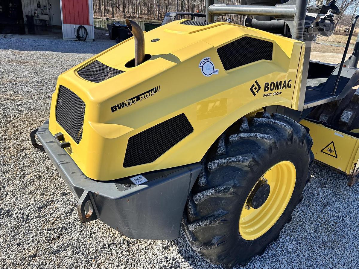 Used 2019 BOMAG BW177PDH-5
