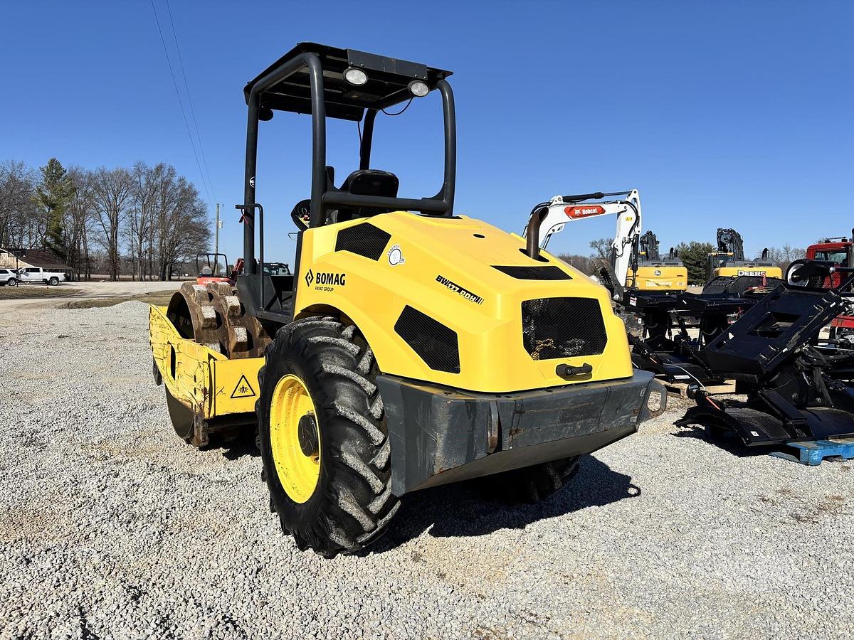 Used 2019 BOMAG BW177PDH-5
