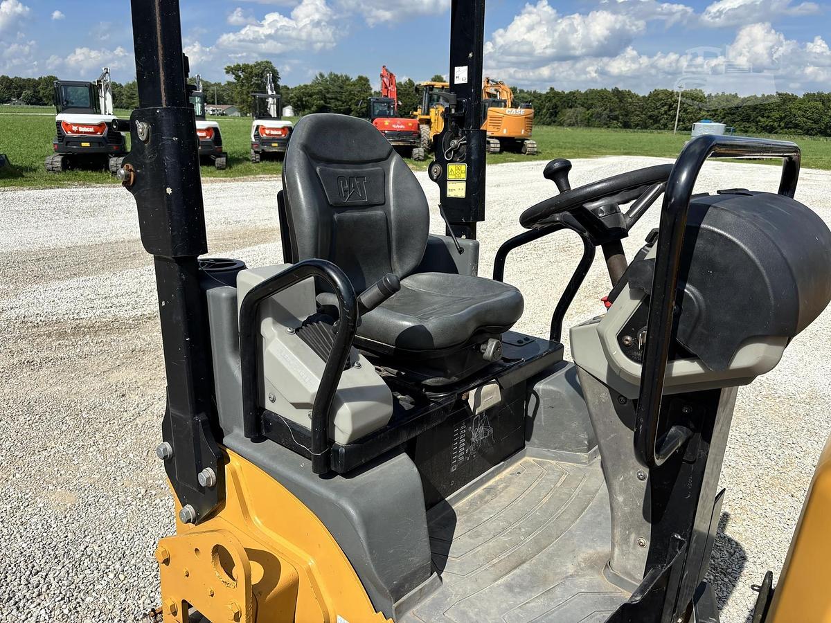 Used 2018 CATERPILLAR CB24B