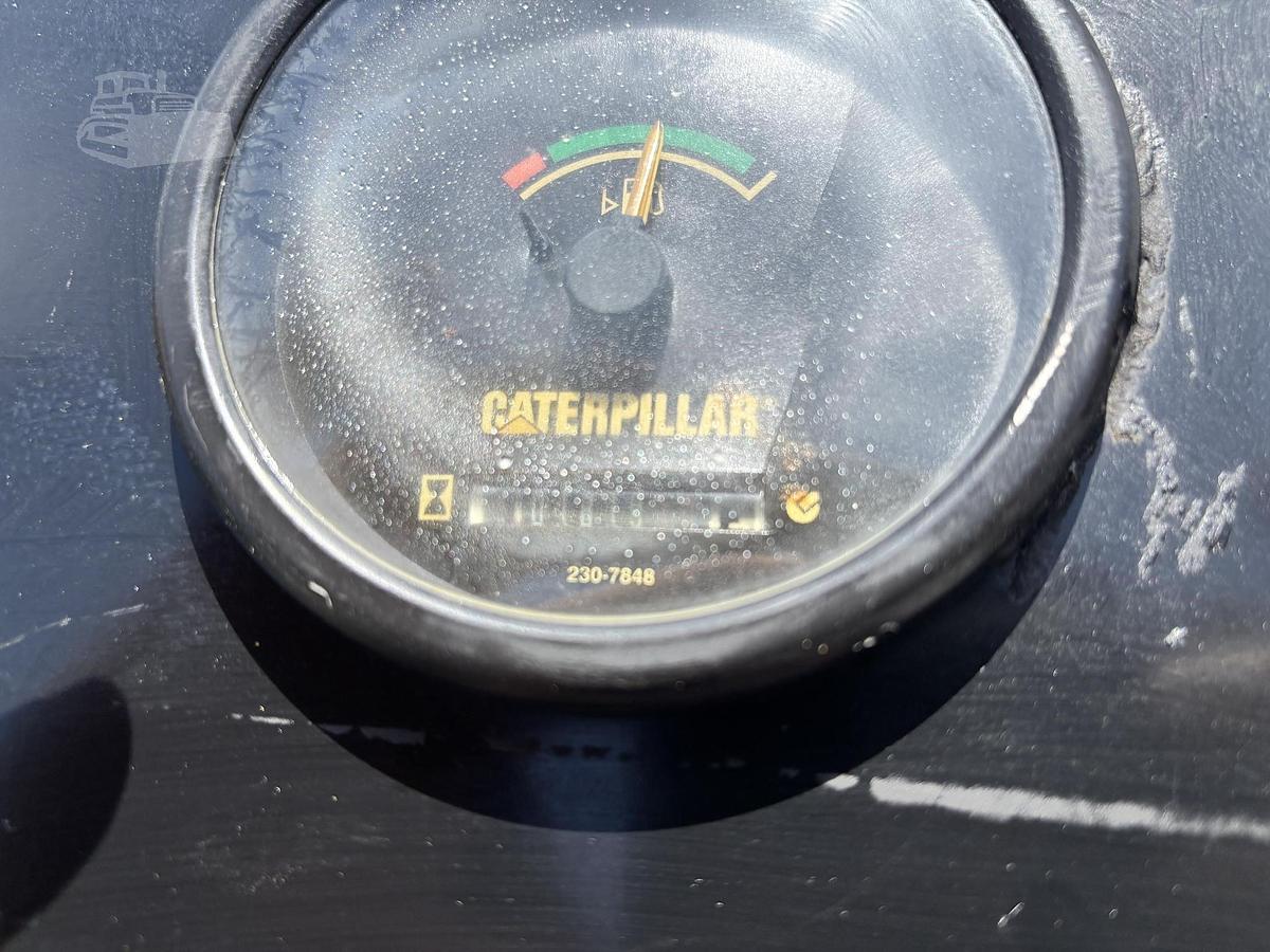 Used 2011 CATERPILLAR CB24