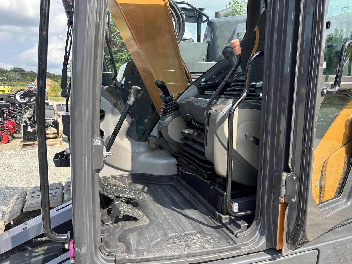 Used Case 145D SR Excavator