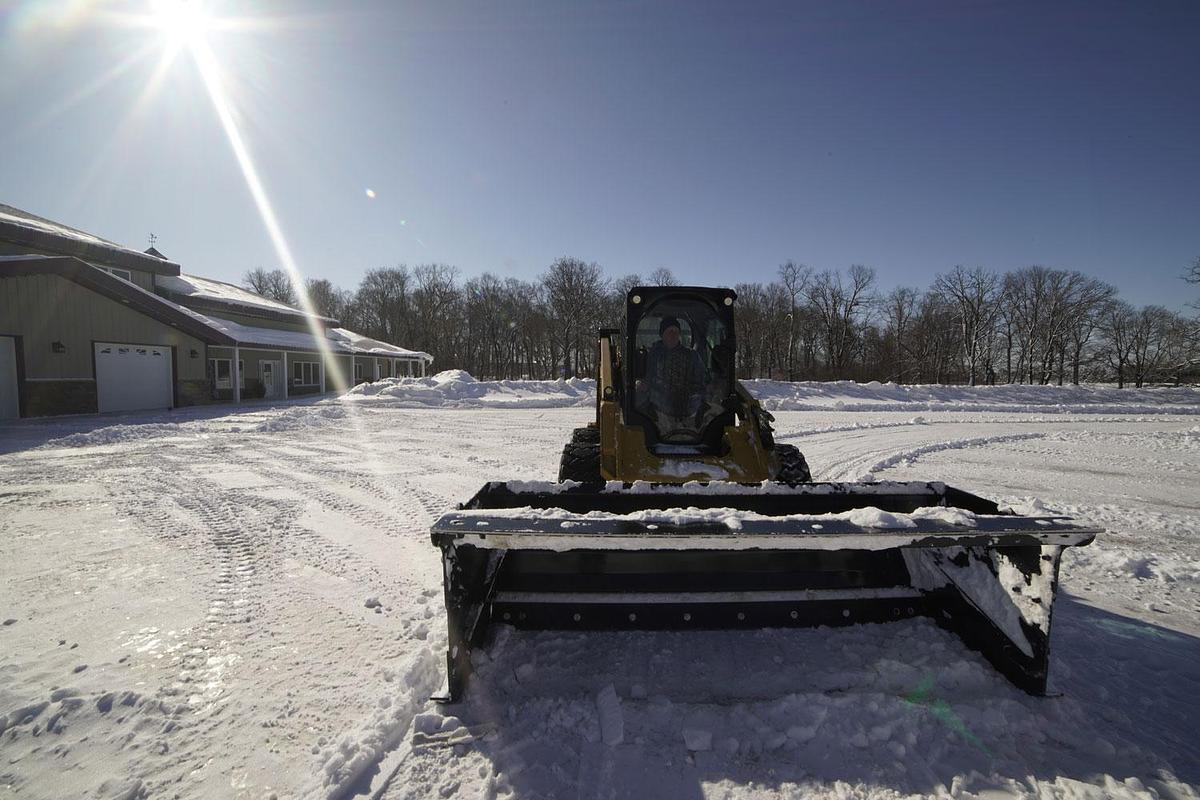 JENKINS IRON & STEEL 72" DELUXE SNOW PUSHER