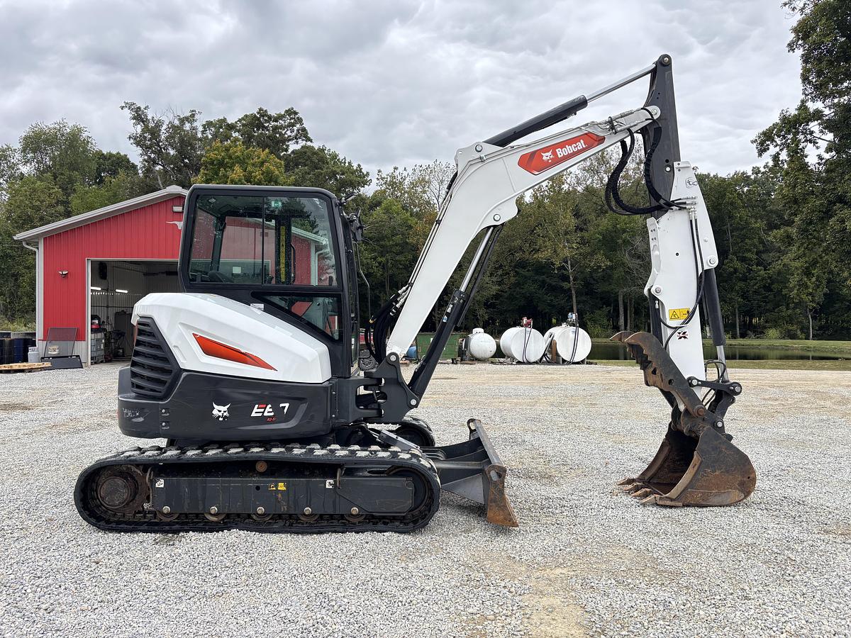 Used 2022 BOBCAT E60r2