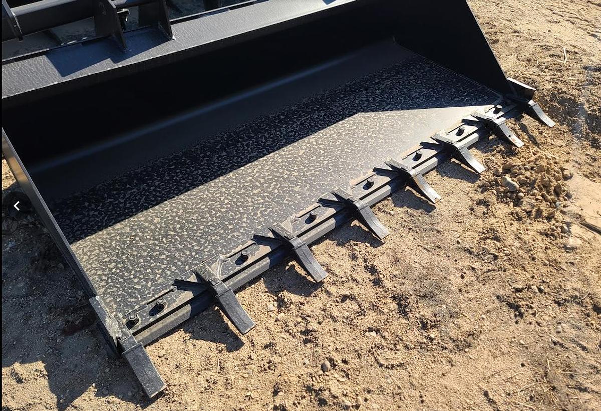 JENKINS IRON & STEEL 78" SMOOTH EDGE BUCKET
