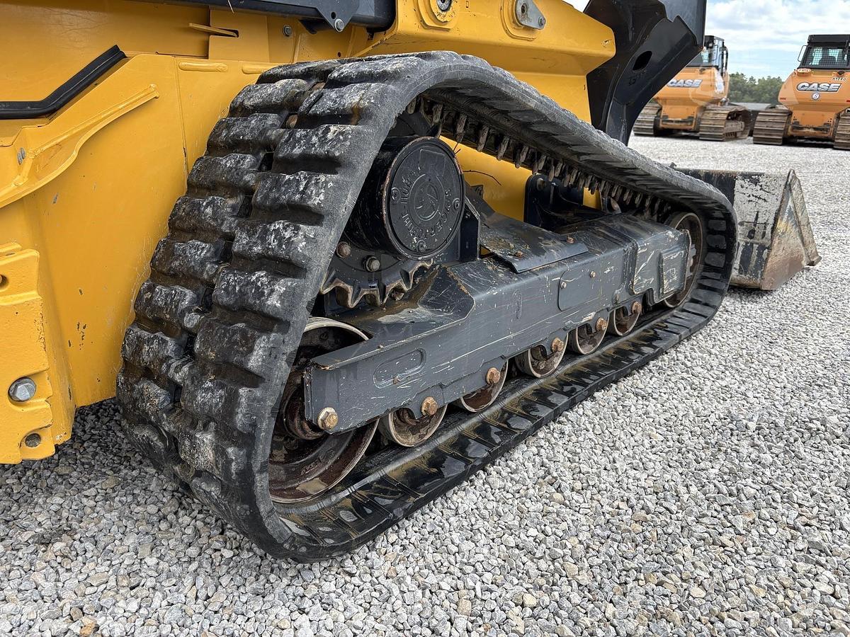 Used 2024 DEERE 333G