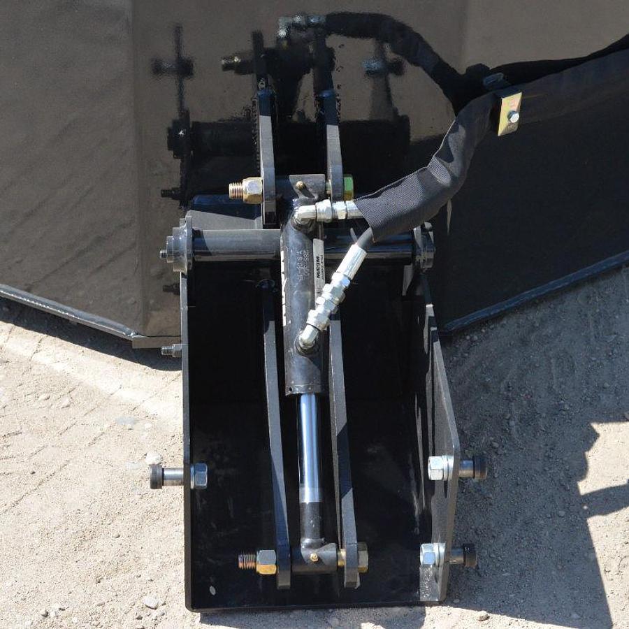 JENKINS IRON & STEEL 3/4 YARD CONCRETE HOPPER