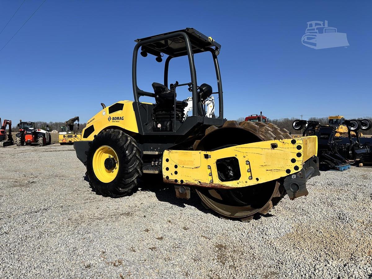 Used 2019 BOMAG BW177PDH-5