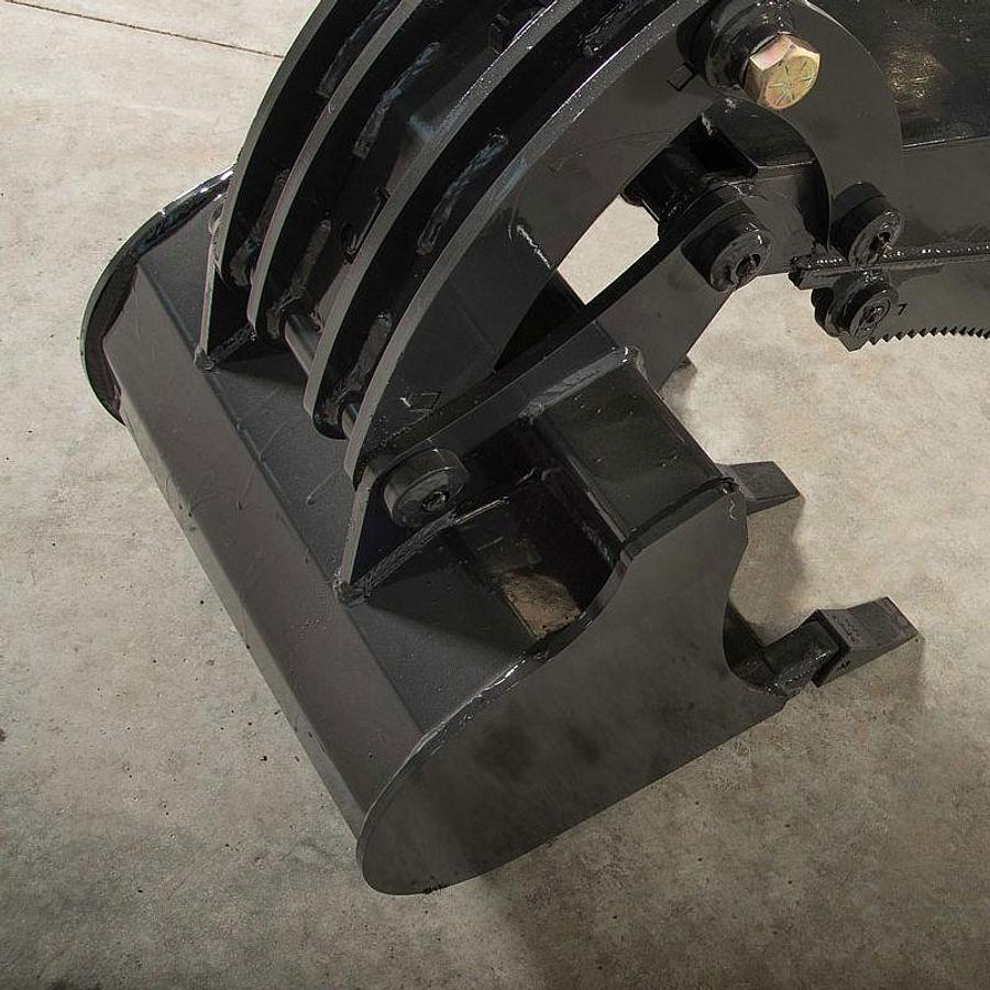 JENKINS IRON & STEEL BACKHOE ATTACHMENT