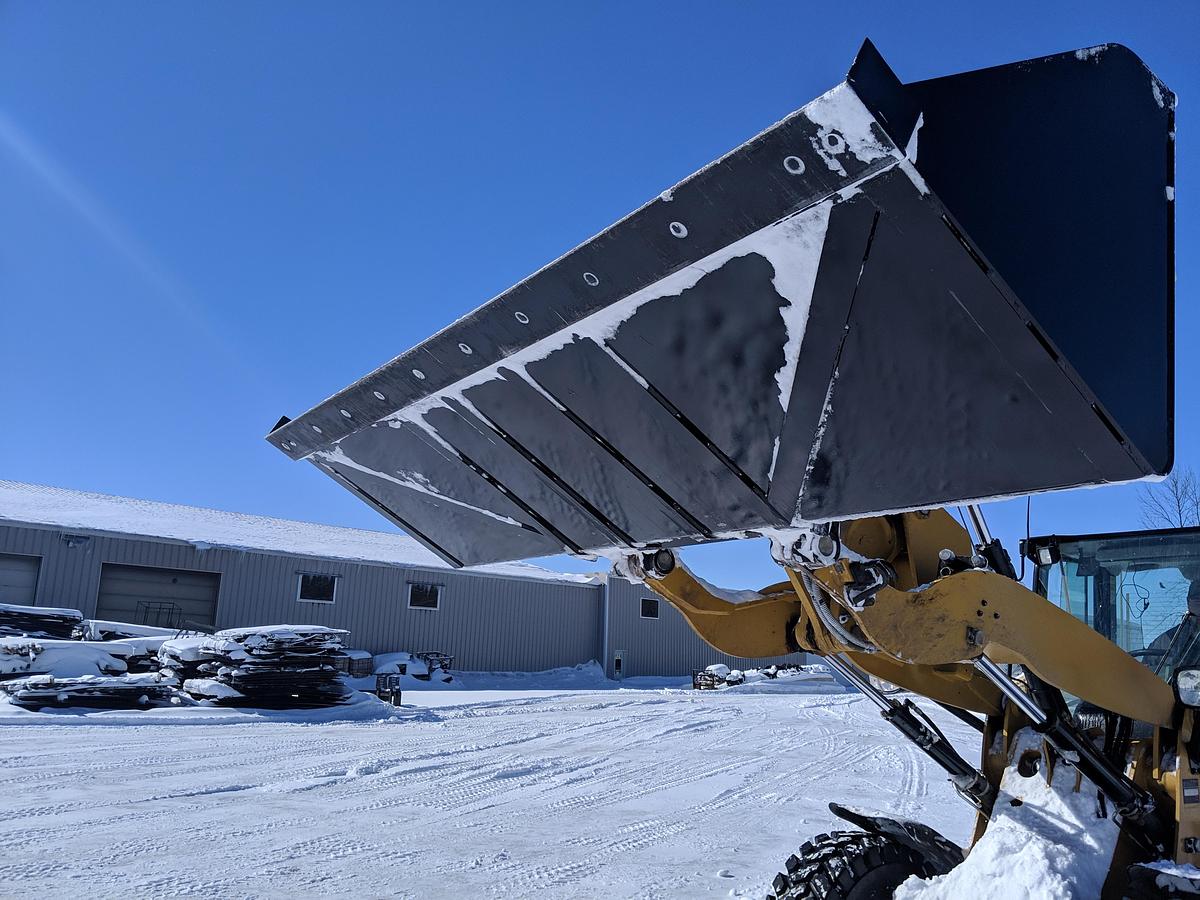 JENKINS IRON & STEEL 72" SNOW & MATERIAL BUCKET