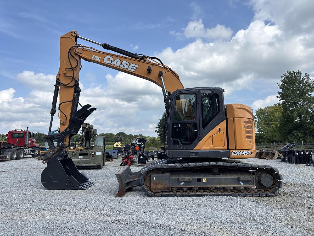 Used Case 145D SR Excavator