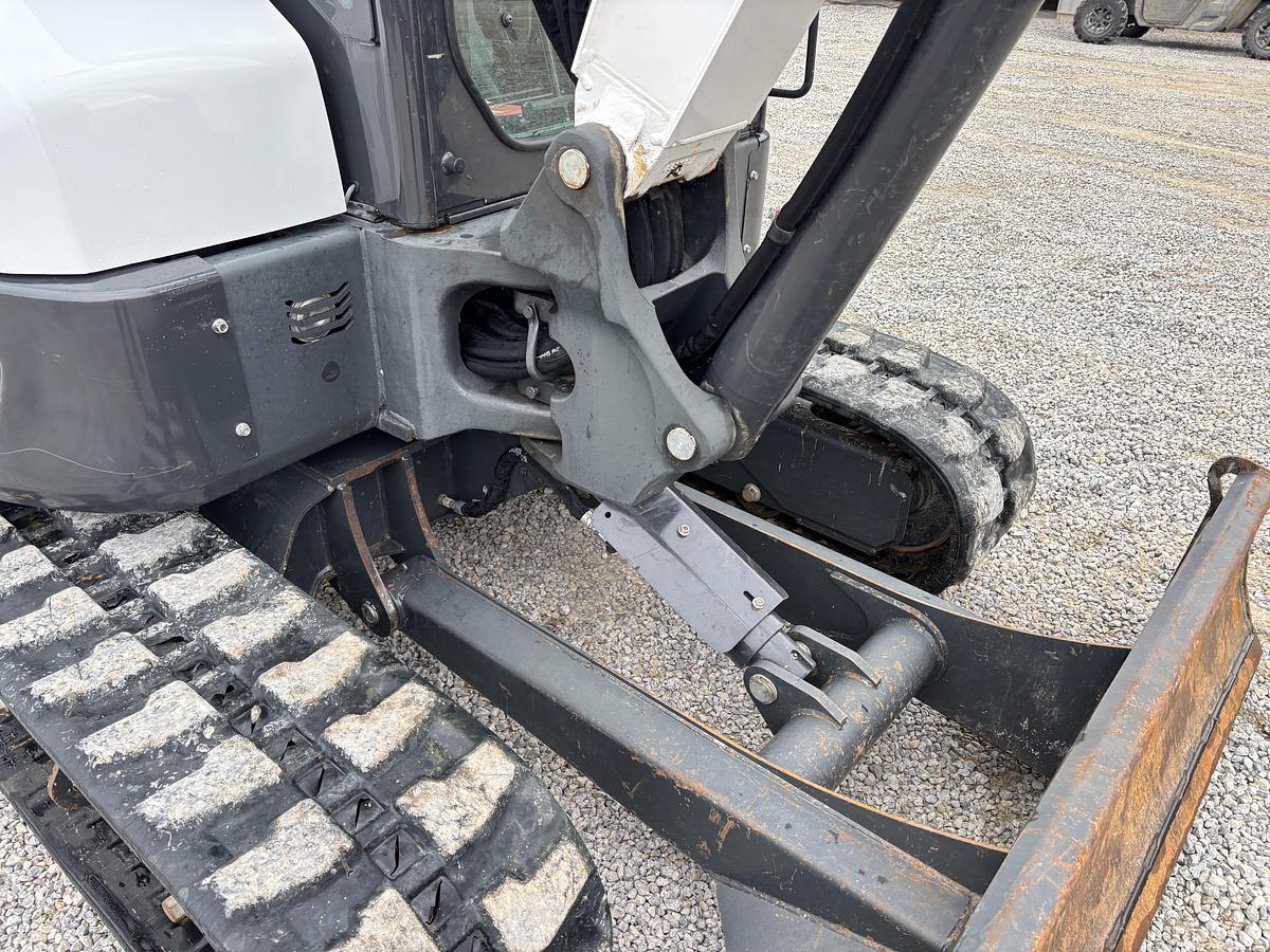 Used 2022 BOBCAT E60r2