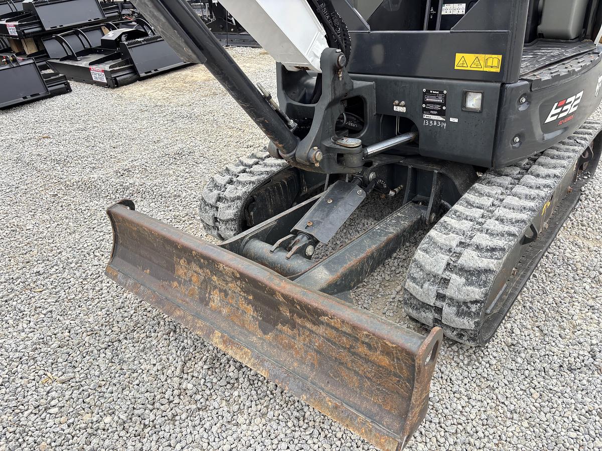 Used 2023 BOBCAT E32r2