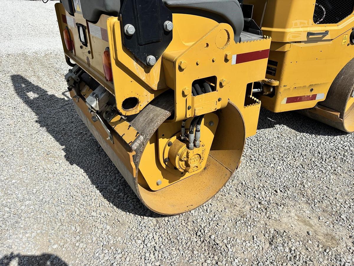 Used 2018 CATERPILLAR CB24B
