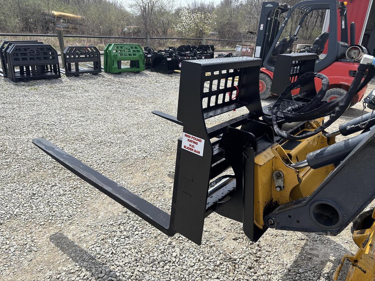 JENKINS IRON & STEEL HYDRAULIC SLIDING PALLET FORKS