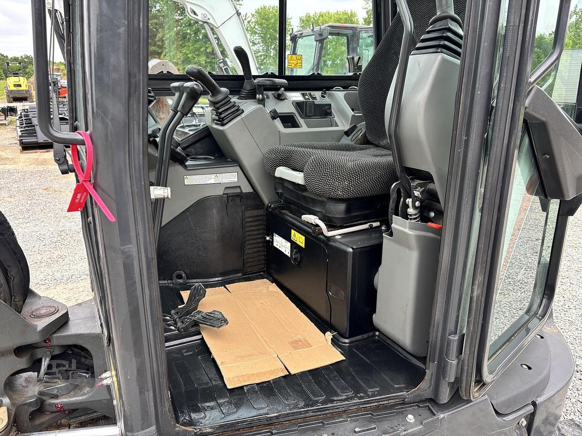 2023 BOBCAT E35IR2