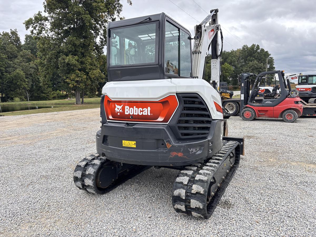 Used 2022 BOBCAT E60r2