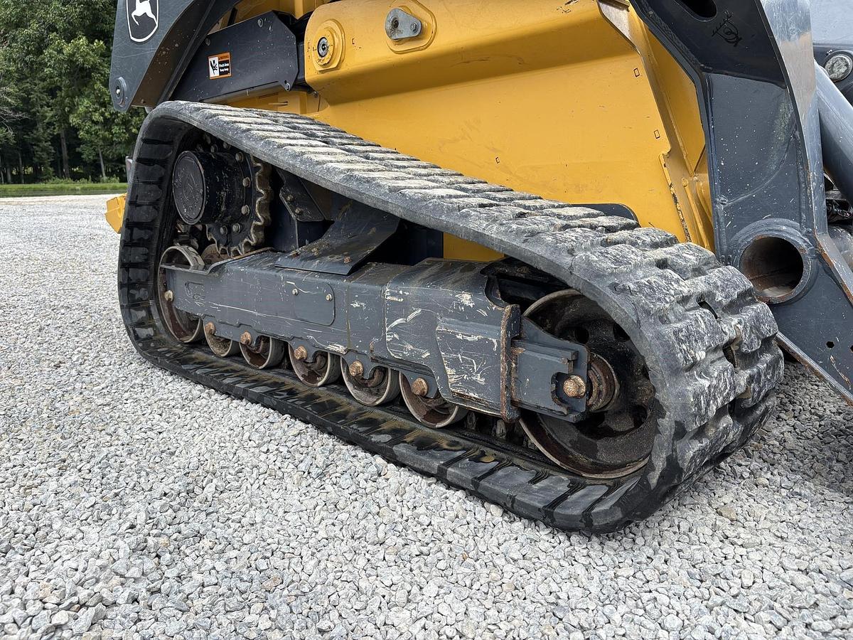 Used 2024 DEERE 333G