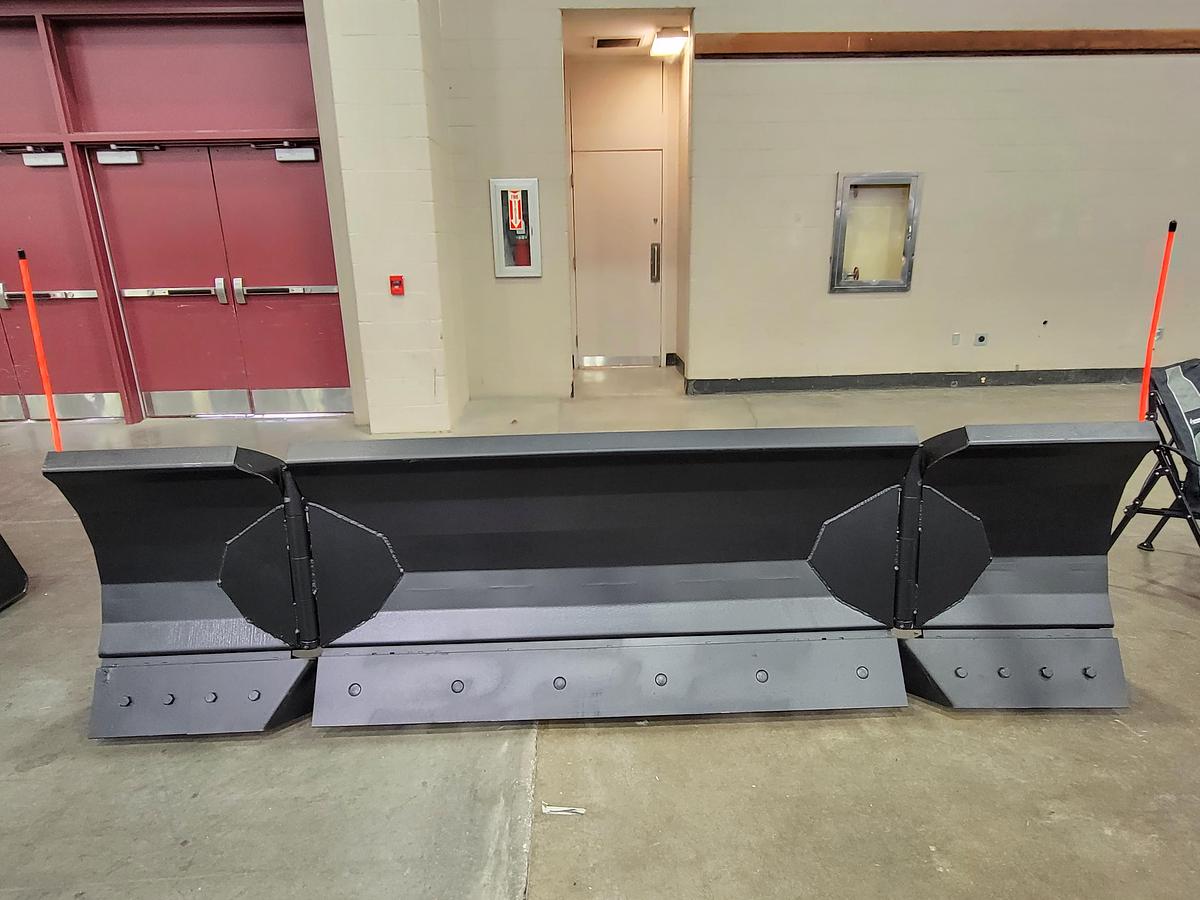 JENKINS IRON & STEEL 72" SNOW BLADE W/ 24" WINGS