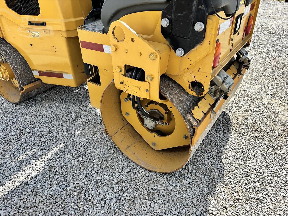 Used 2018 CATERPILLAR CB24B