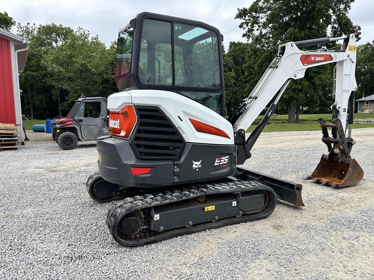2023 BOBCAT E35IR2