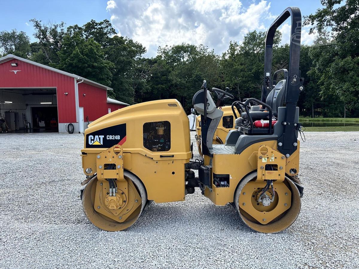Used 2019 CATERPILLAR CB24B