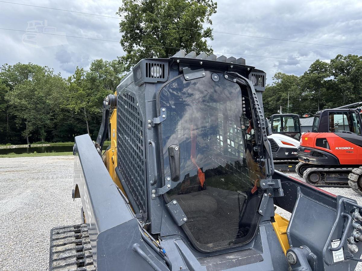 Used 2024 DEERE 333G