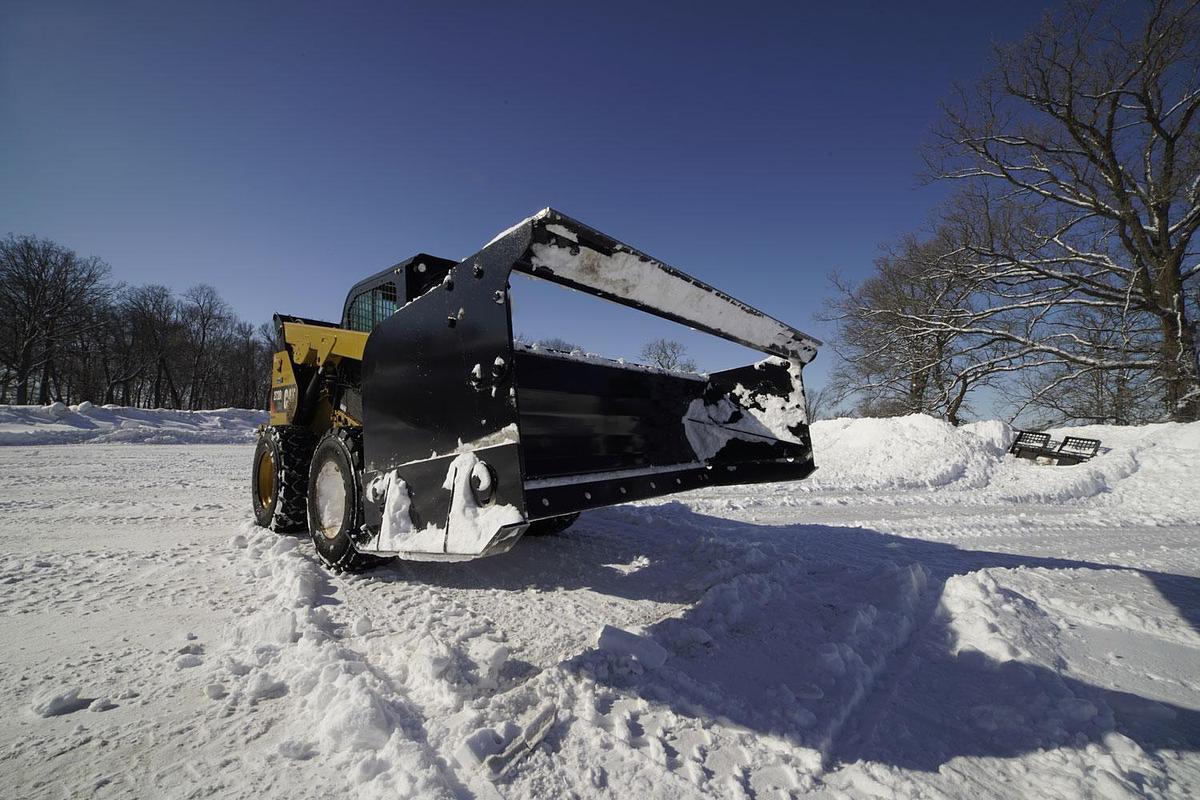 JENKINS IRON & STEEL 72" DELUXE SNOW PUSHER