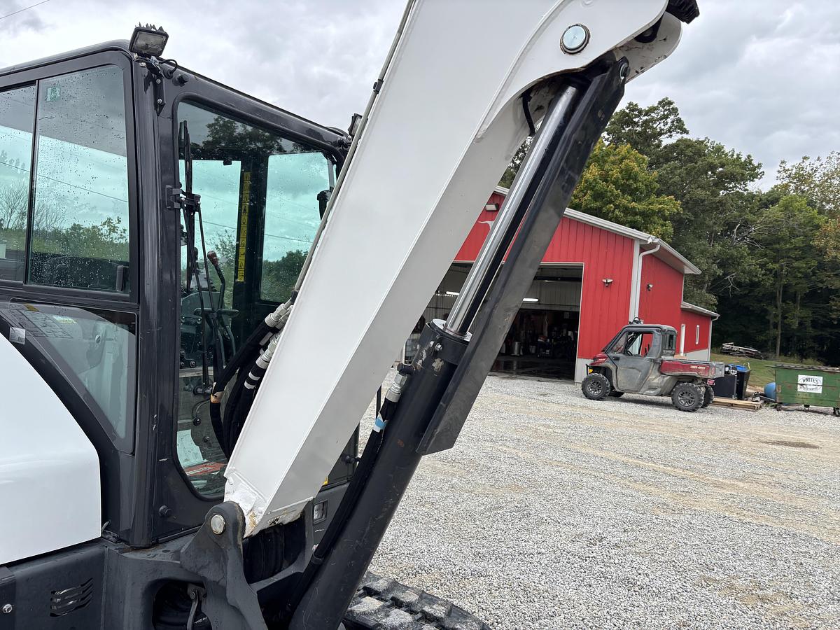 Used 2022 BOBCAT E60r2