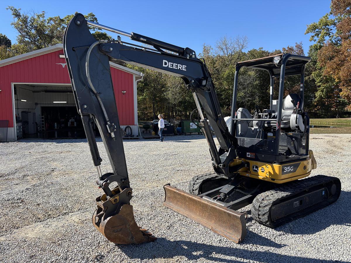 Used 2021 John Deere 35G