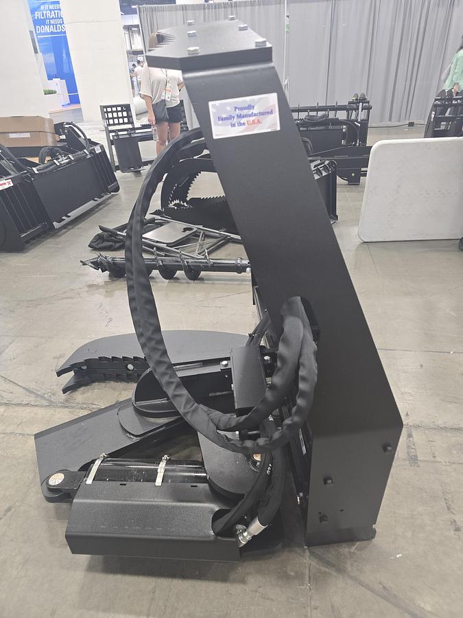 JENKINS IRON & STEEL HYDRAULIC ROTATING TREE SHEAR